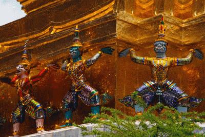 RTW0014  Ceremonial Thai statues